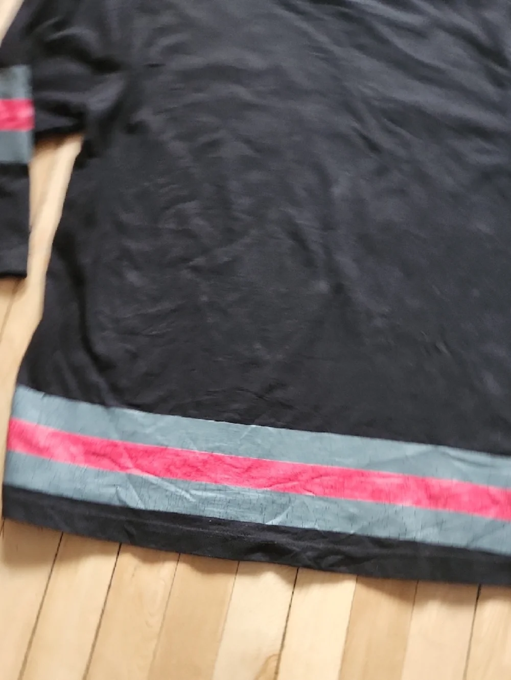 Stussy Black Tee with Gray Logo and Red Stripe Accents - Picture 10 of 16